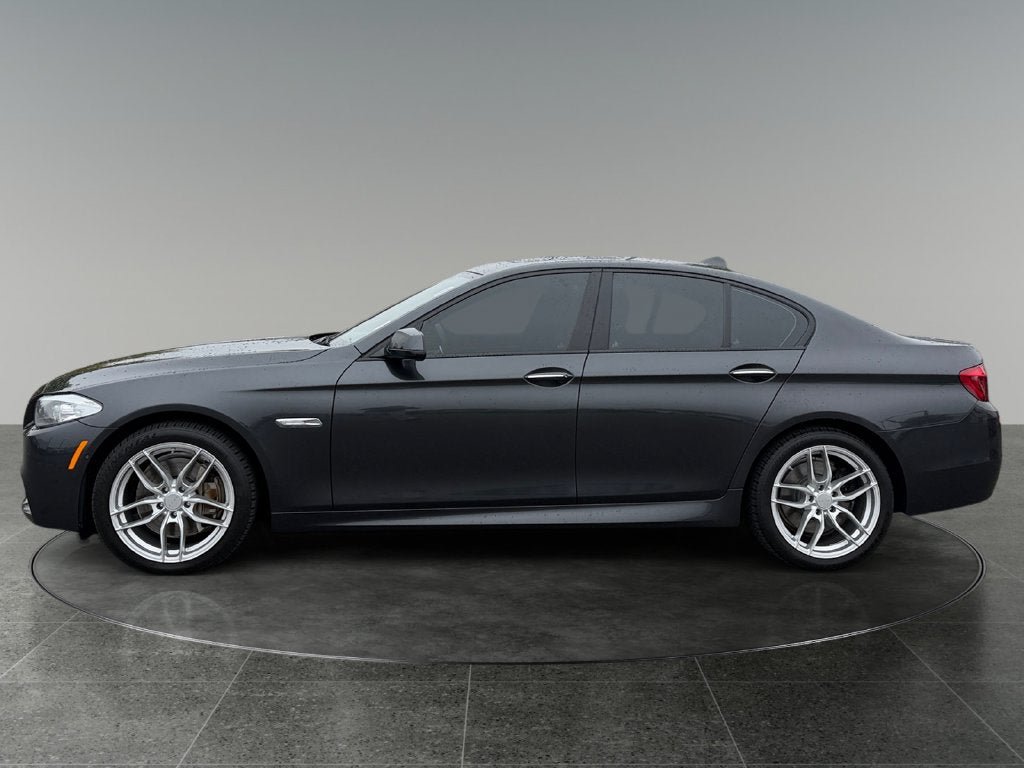 Used 2012 BMW 550i Sedan RWD image 5