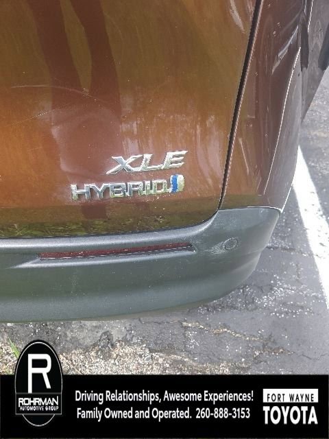 Used 2021 Toyota Sienna XLE AWD/4WD image 10