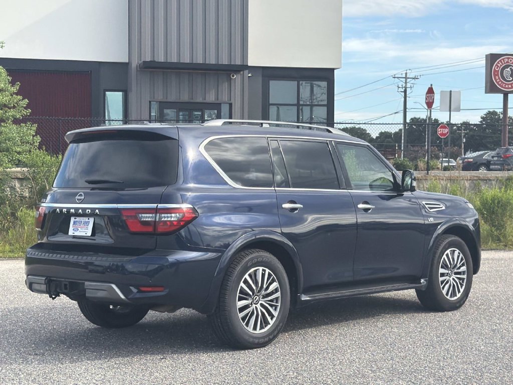 Used 2022 Nissan Armada SL w/ Captain's Chairs Package AWD/4WD image 4