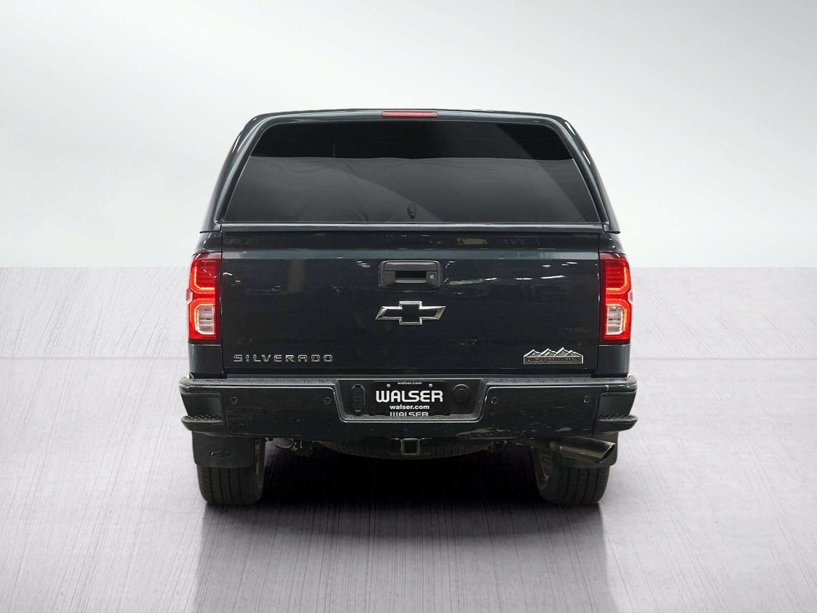 Used 2018 Chevrolet Silverado 1500 High Country AWD/4WD image 4