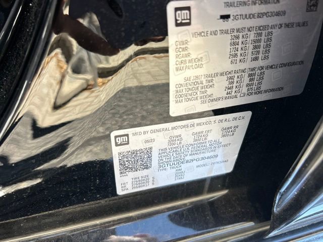 Used 2023 GMC Sierra 1500 SLT w/ SLT Premium Plus Package AWD/4WD image 38
