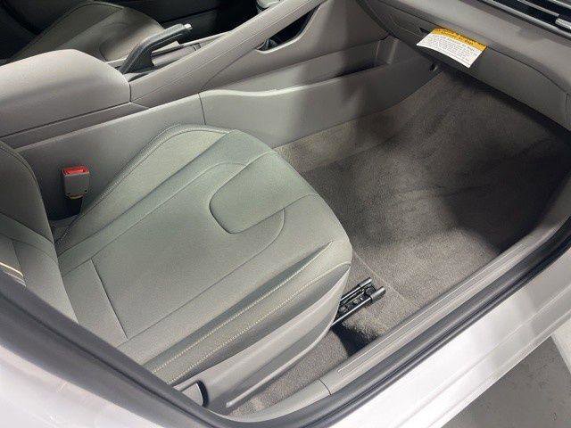 New 2026 Hyundai Elantra Sport image 21