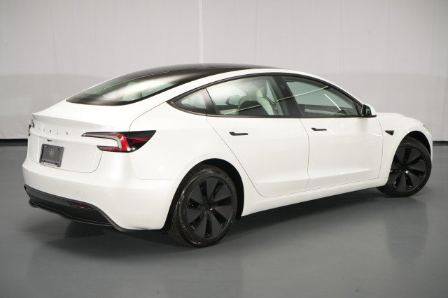 Used 2026 Tesla Model 3 RWD image 11