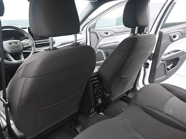Used 2025 Jeep Compass Sport w/ Mopar Graphics Package AWD/4WD image 19