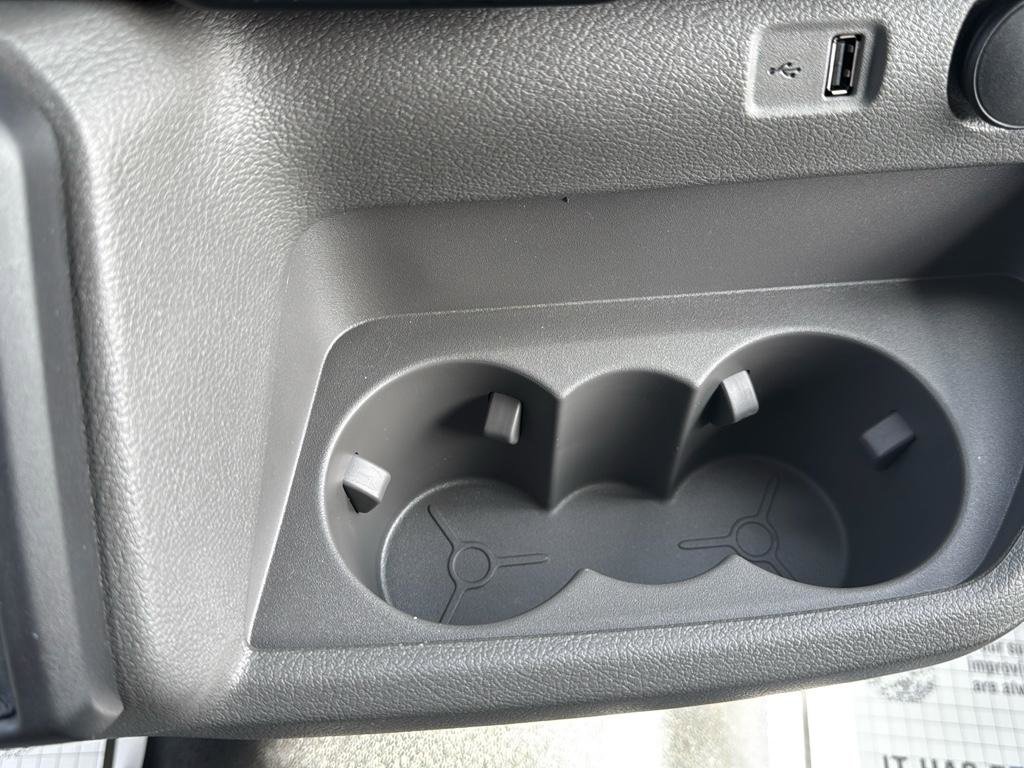 New 2025 Ford Transit 250 148 Medium Roof image 17