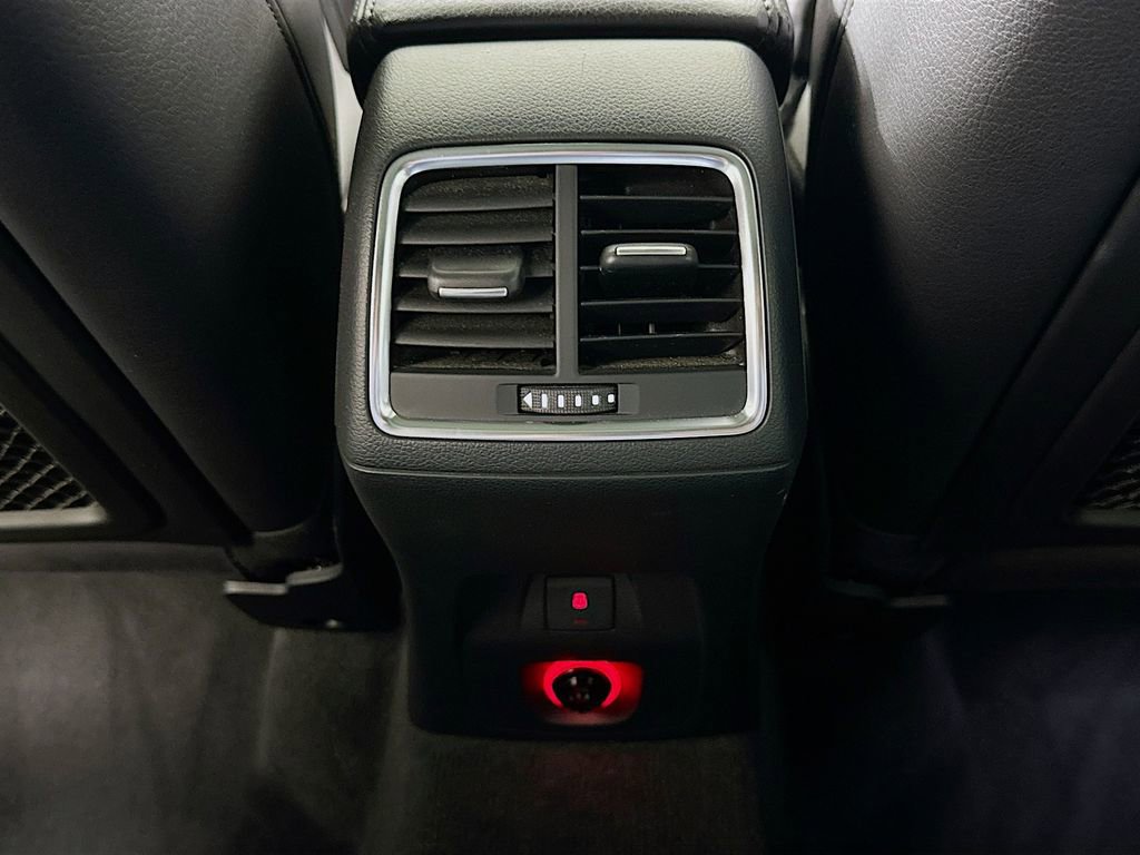 Used 2015 Audi Q3 2.0T Prestige image 27