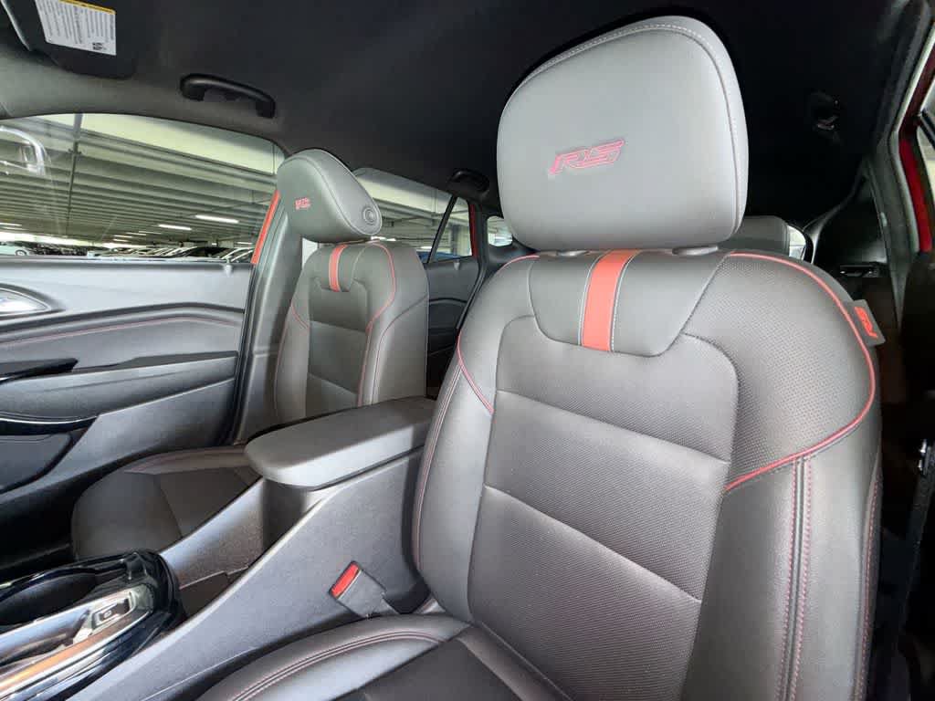 Used 2024 Chevrolet Trax RS w/ Driver Confidence Package FWD image 14
