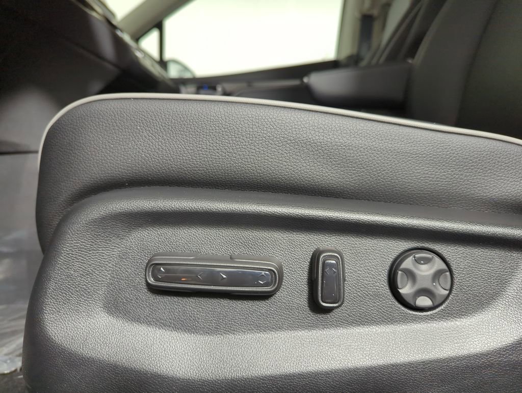 New 2026 Honda Odyssey Touring image 22