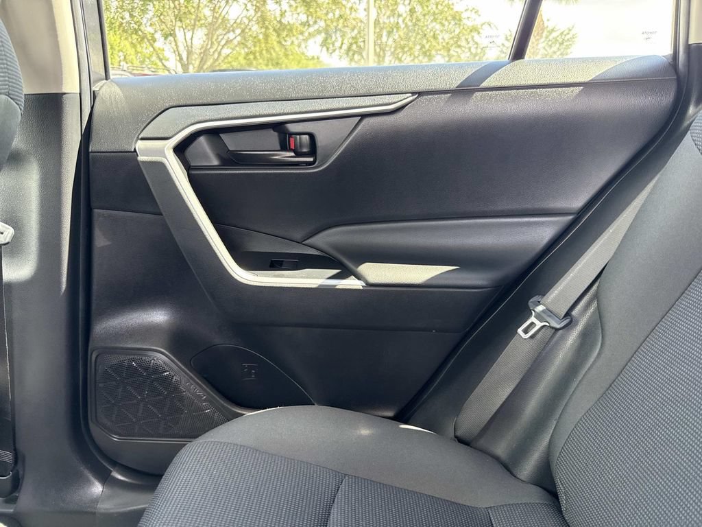 Used 2024 Toyota RAV4 LE FWD image 17