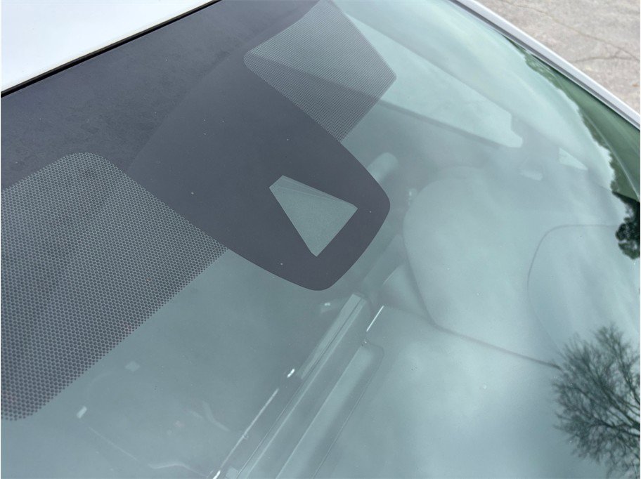 Used 2022 Toyota Corolla LE image 12