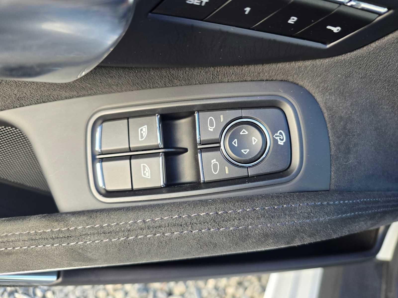 Used 2021 Porsche 718 Boxster GTS image 18