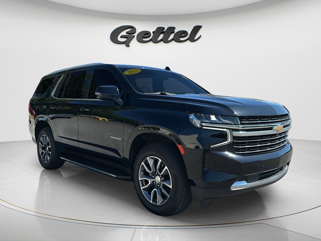 Used 2022 Chevrolet Tahoe LT w/ Luxury Package AWD/4WD image 3