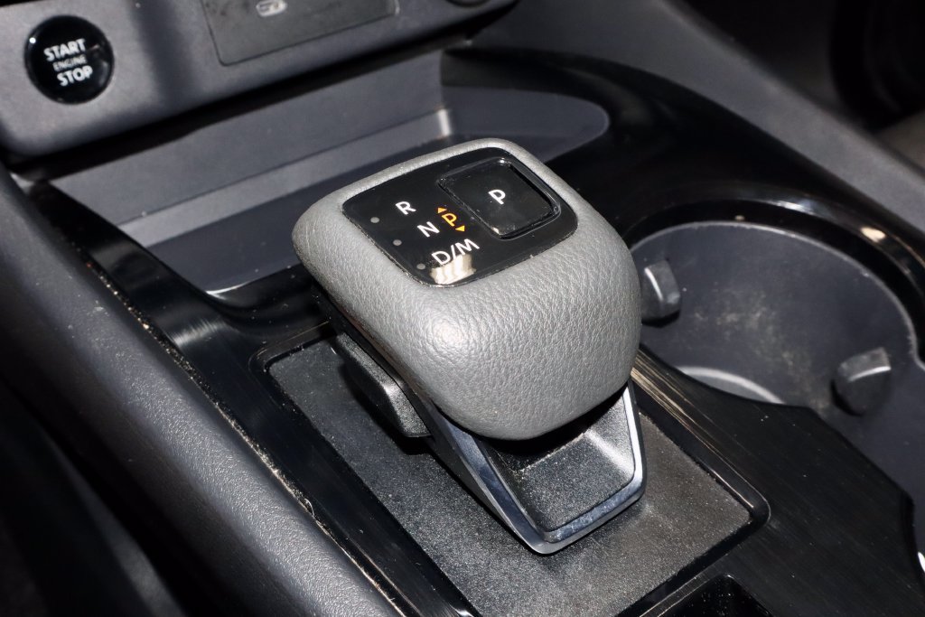 Certified 2026 Nissan Rogue SV FWD image 31