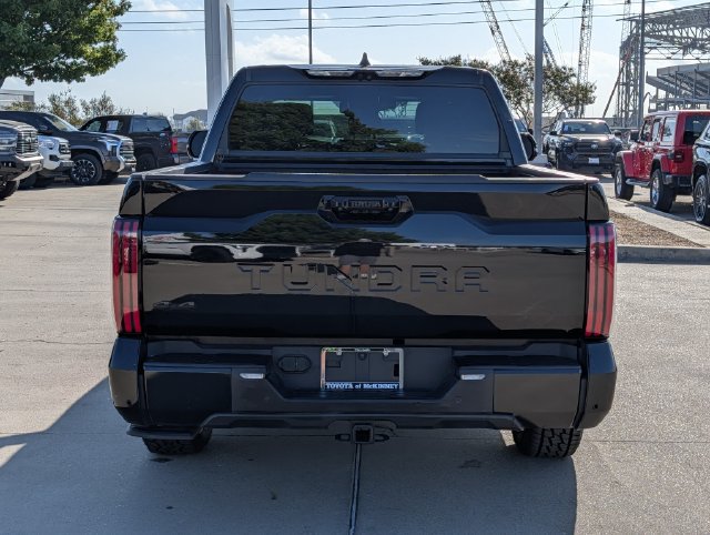 Used 2024 Toyota Tundra Platinum AWD/4WD image 7