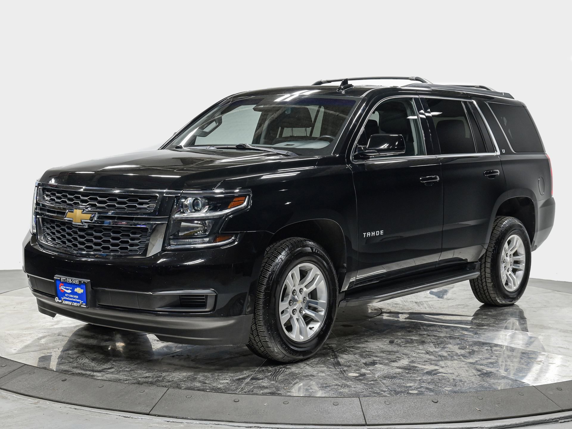 Used 2019 Chevrolet Tahoe LT image 1