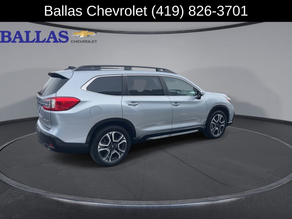Used 2023 Subaru Ascent Limited image 8