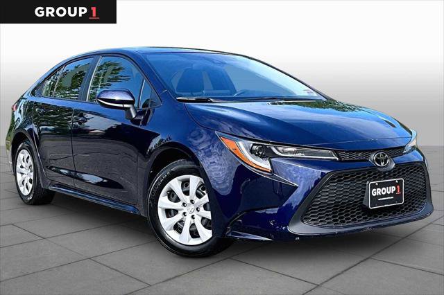 Certified 2022 Toyota Corolla LE FWD image 3