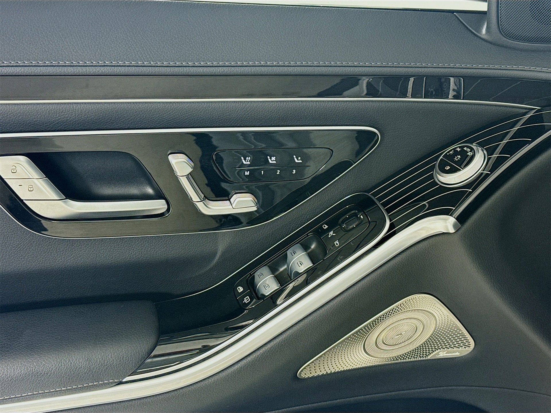 Certified 2022 Mercedes-Benz S 500 4MATIC image 19