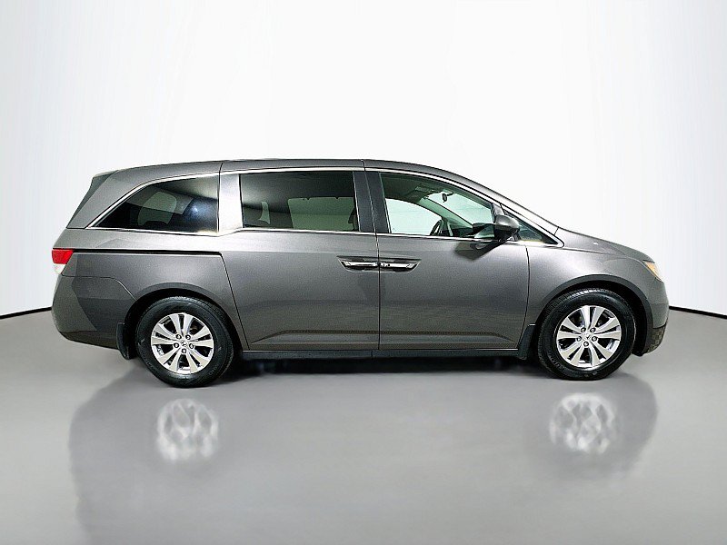 Used 2016 Honda Odyssey SE image 8