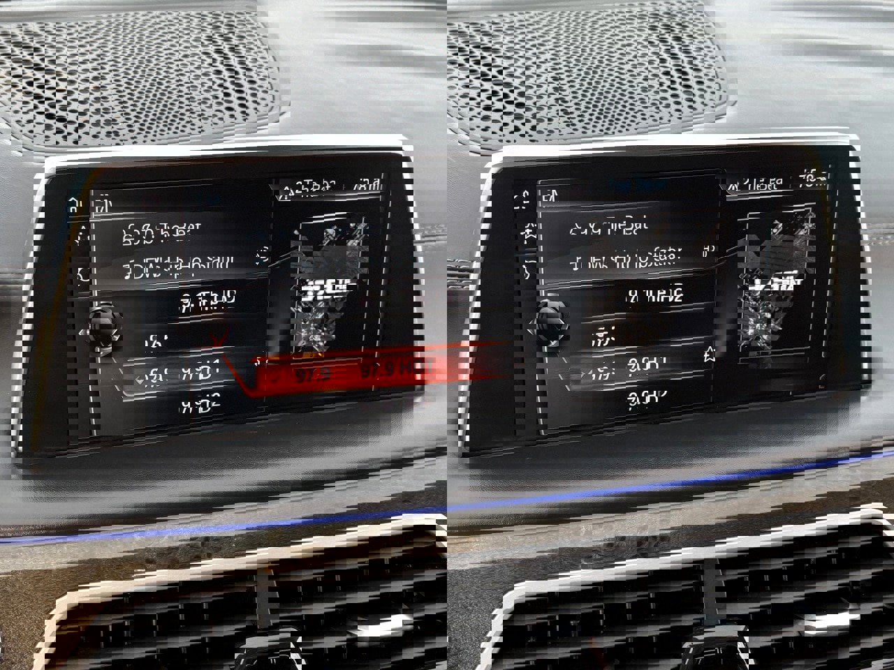 Used 2017 BMW 750i image 29