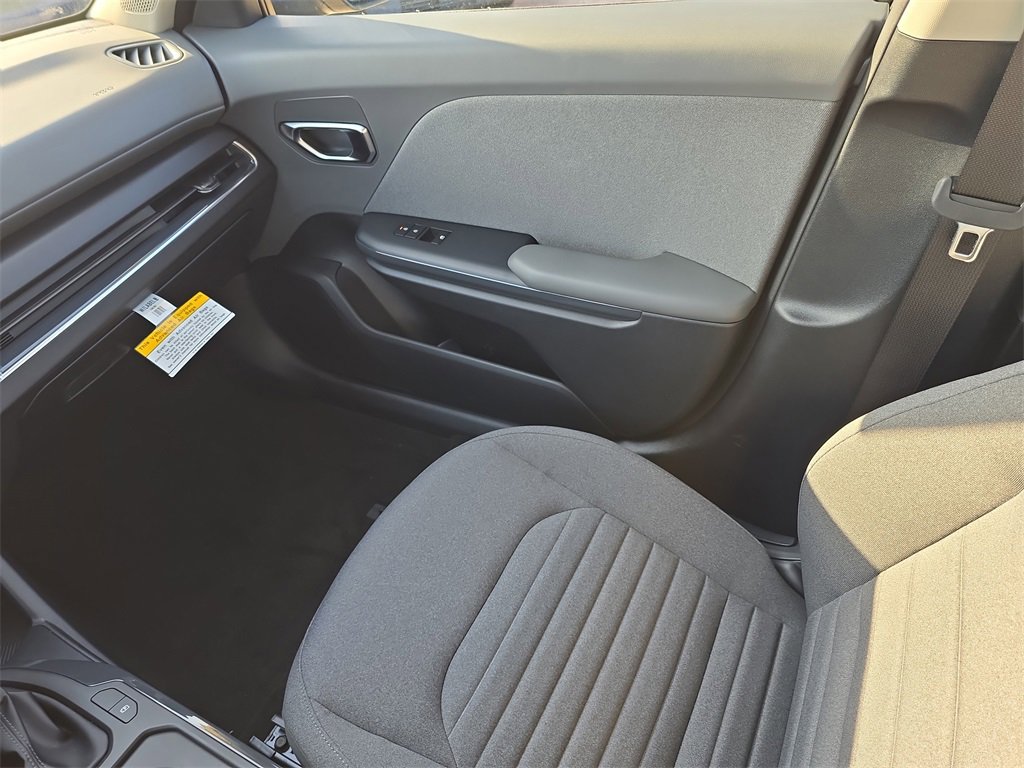 New 2025 Kia K4 EX image 17