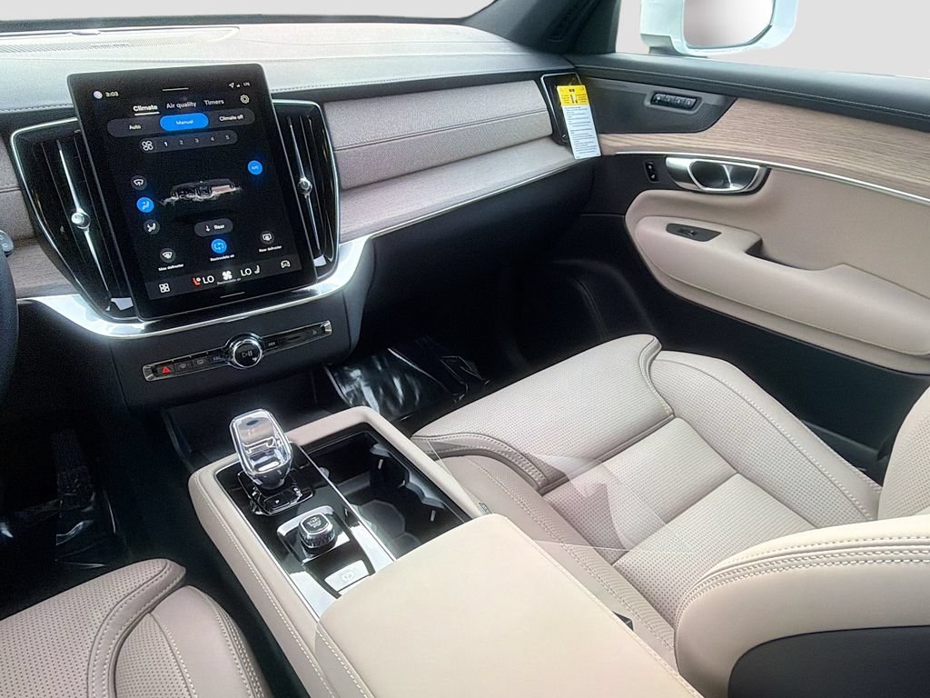 New 2026 Volvo XC90 B6 Ultra w/ Protection Package AWD/4WD image 25