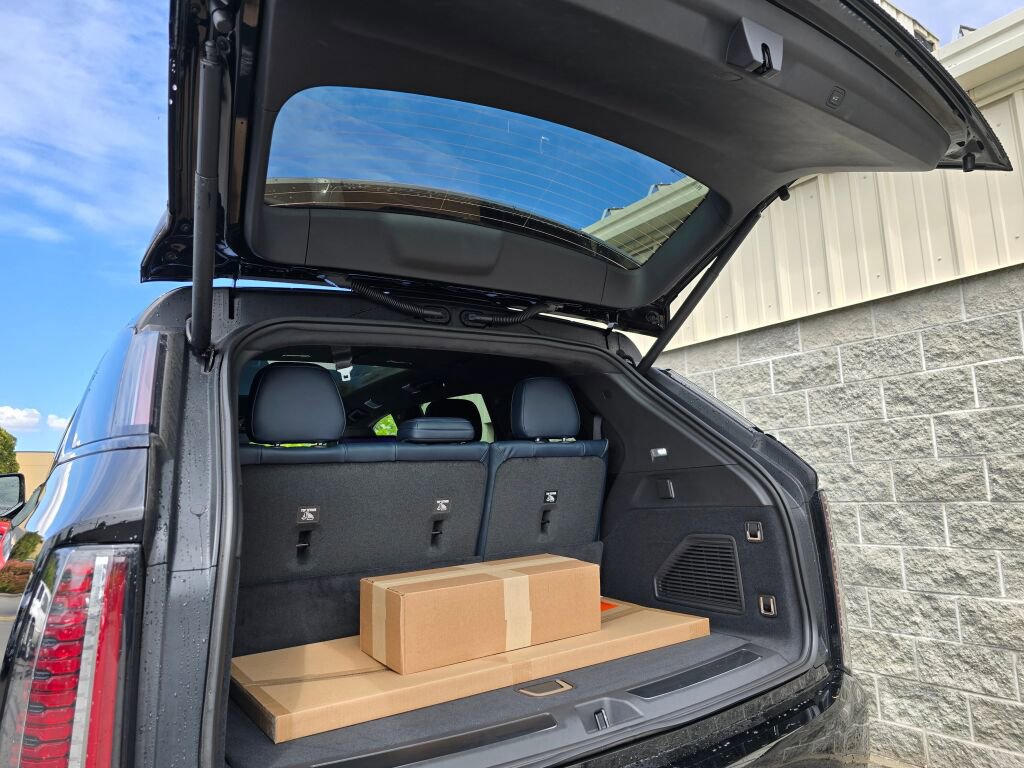 New 2025 Cadillac Escalade IQ Sport 2 image 7