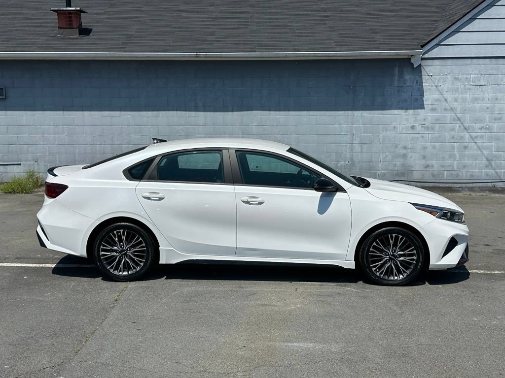 Used 2022 Kia Forte GT-Line w/ GT-Line Technology Package FWD image 10