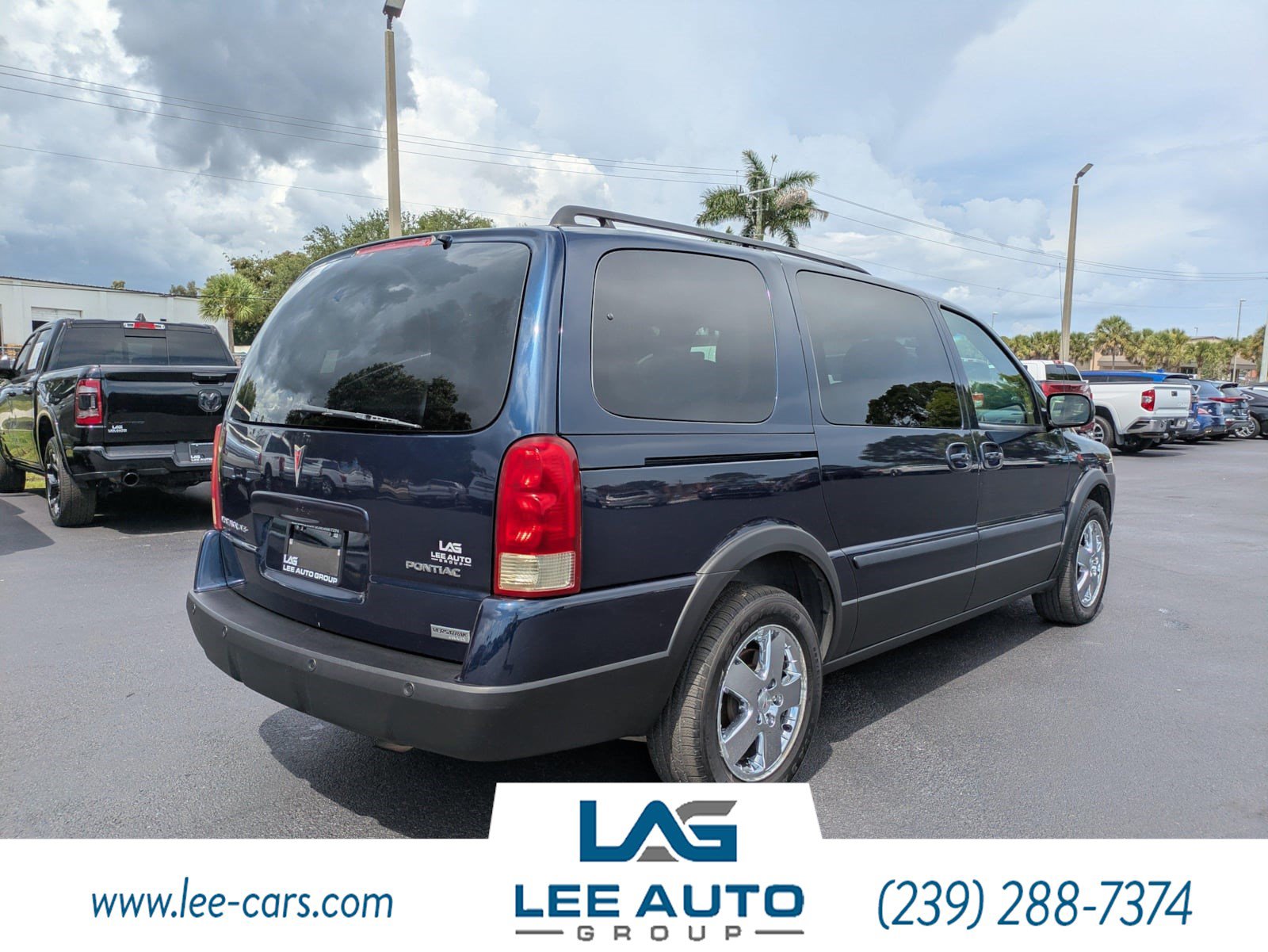 Used 2005 Pontiac Montana SV6 w/ Premium Seating Package AWD/4WD image 3