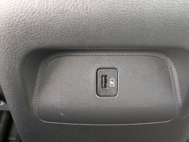 Used 2025 Nissan Sentra SV FWD image 15