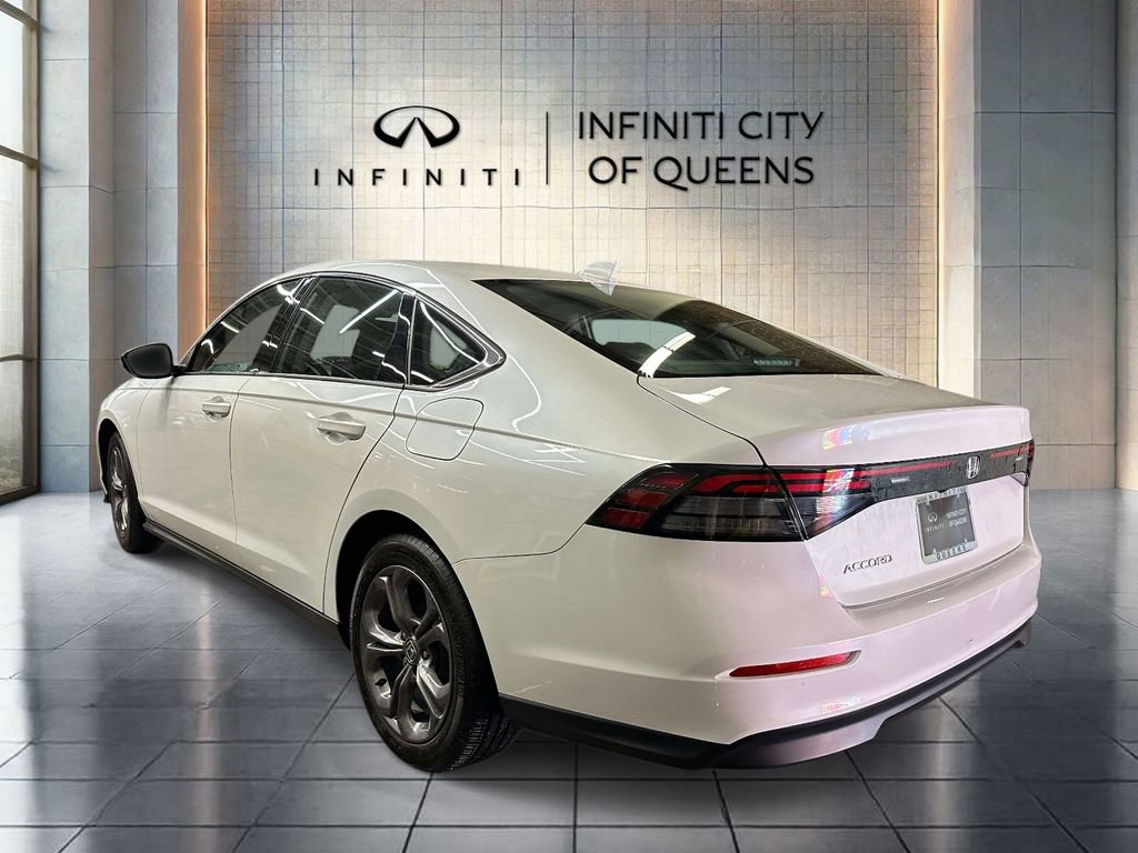 Used 2024 Honda Accord EX image 5