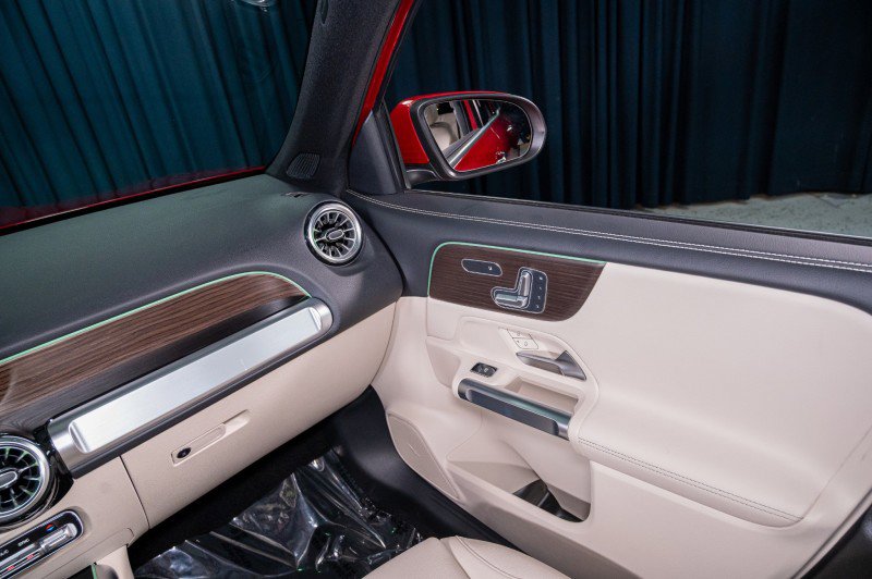 Certified 2026 Mercedes-Benz GLB 250 250 SUV image 21