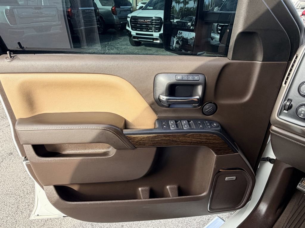Used 2019 GMC Sierra 2500 Denali w/ Duramax Plus Package image 24