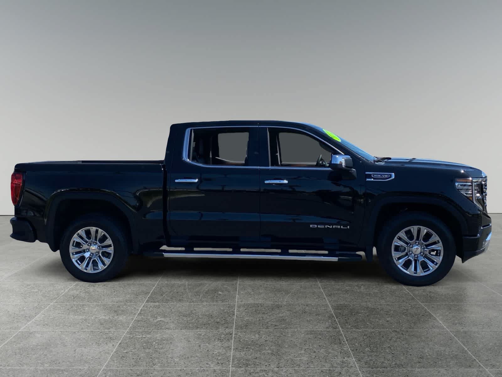 Used 2026 GMC Sierra 1500 Denali w/ Technology Package RWD image 6
