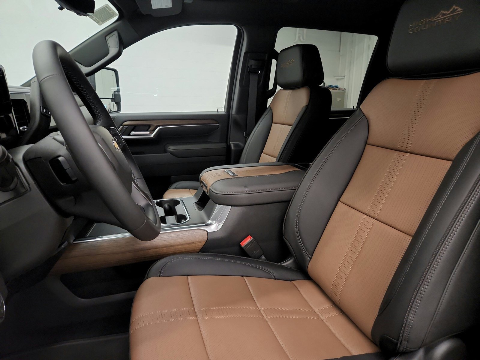 New 2026 Chevrolet Silverado 3500 High Country w/ High Country Premium Package AWD/4WD image 39