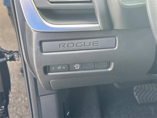 New 2026 Nissan Rogue S image 24