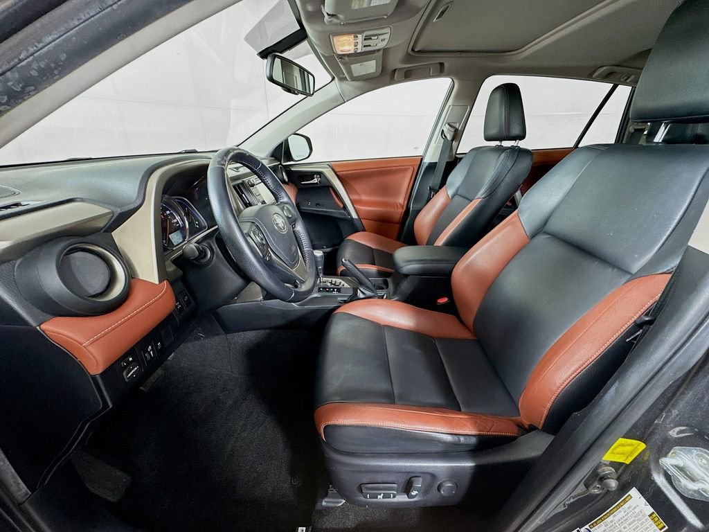 Used 2013 Toyota RAV4 Limited AWD/4WD image 23