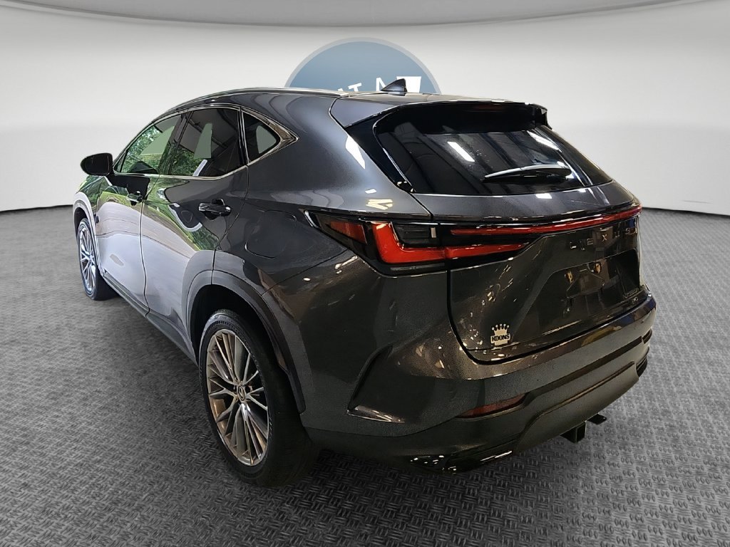 Used 2022 Lexus NX 350h AWD image 7