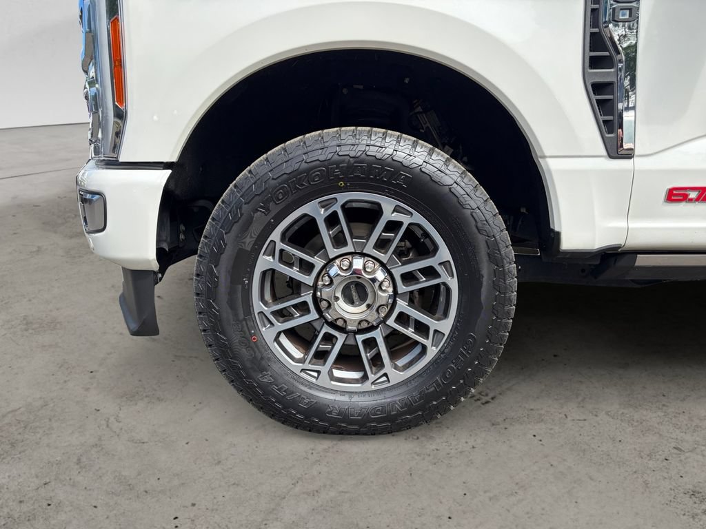 Used 2023 Ford F350 Limited AWD/4WD image 9