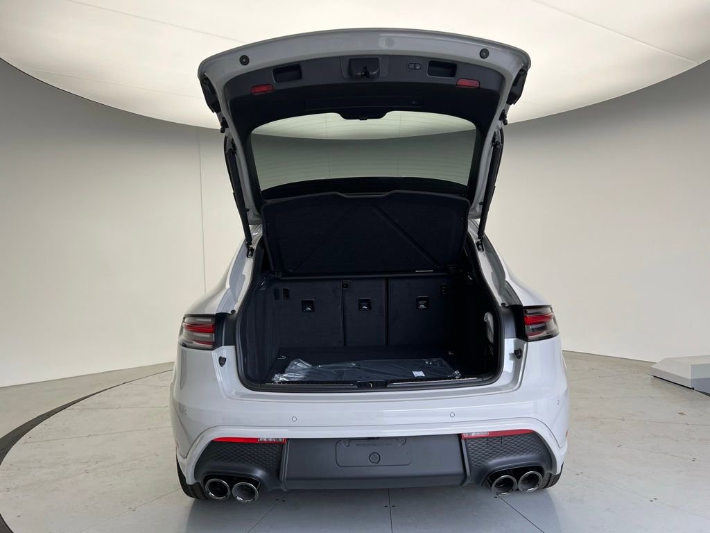 New 2025 Porsche Macan S image 20