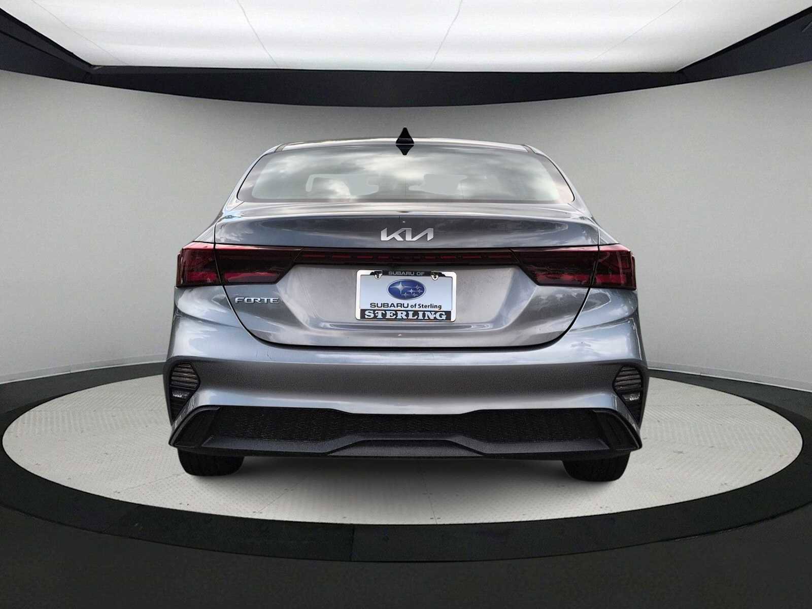 Used 2023 Kia Forte LXS FWD image 9