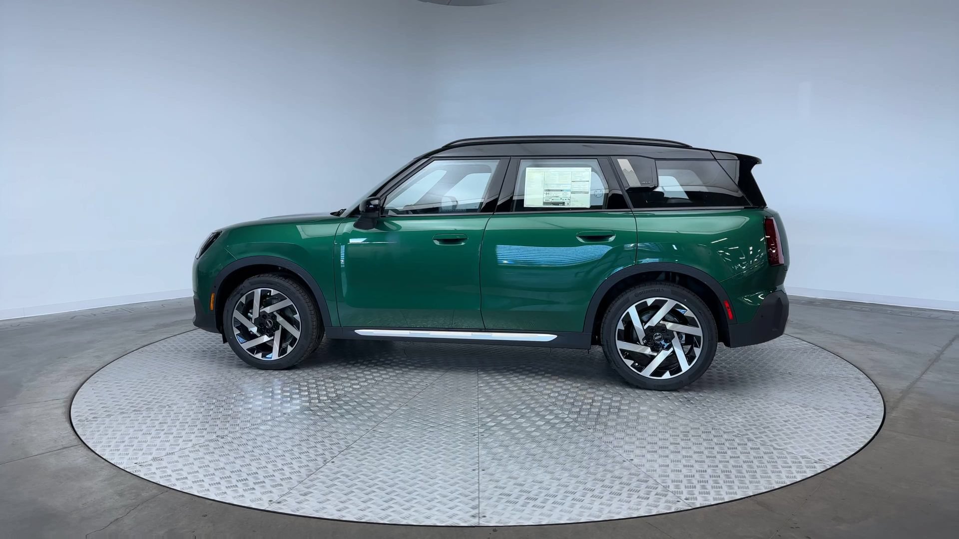 Used 2025 MINI Cooper Countryman SE AWD/4WD image 5