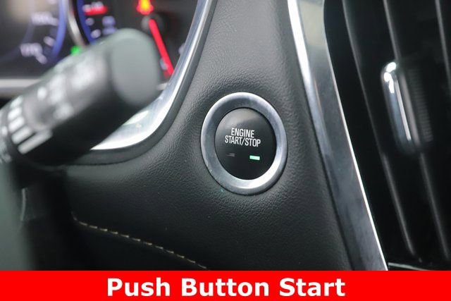 Used 2023 Chevrolet Traverse Premier image 24