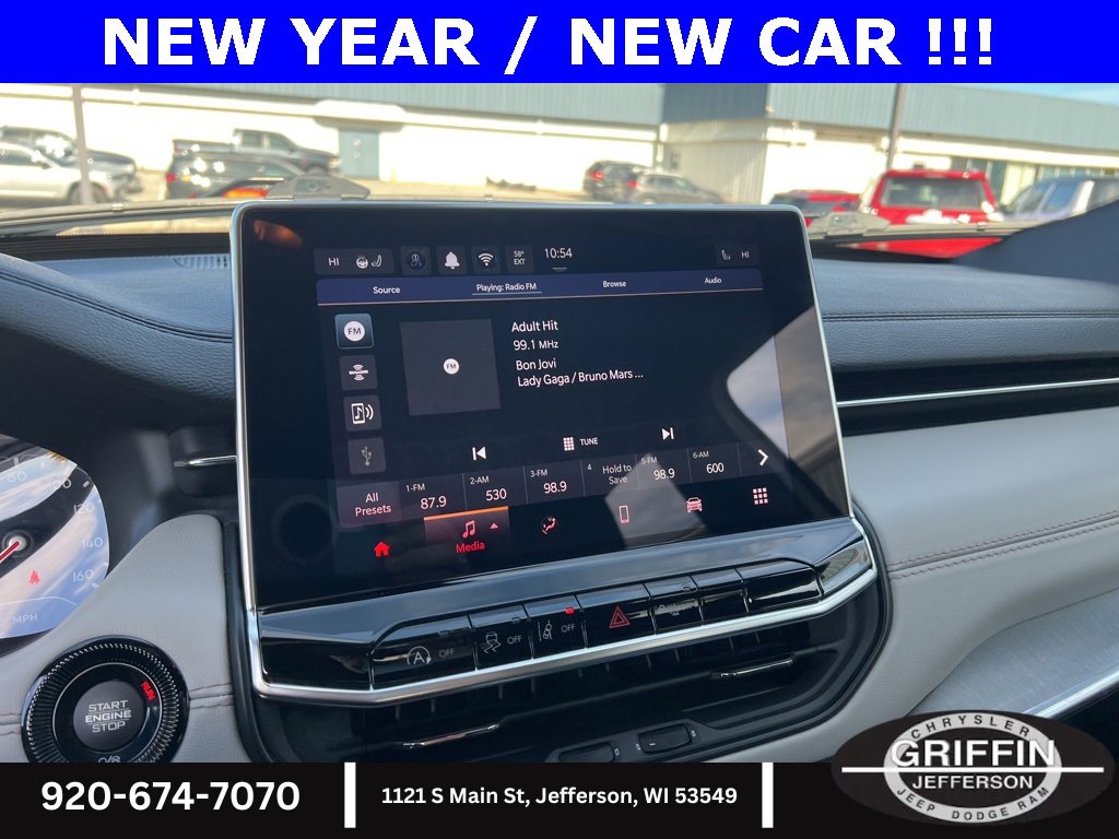 Used 2024 Jeep Compass Limited image 21