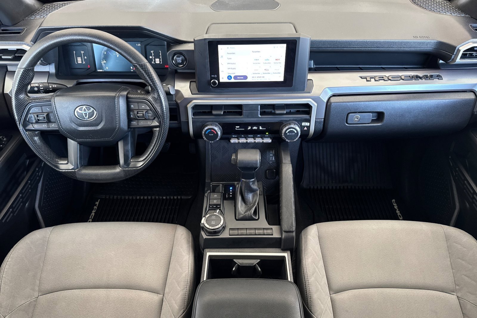 Used 2024 Toyota Tacoma SR5 AWD/4WD image 12