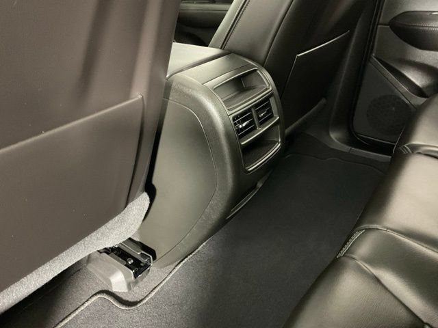 New 2026 Cadillac XT5 Premium Luxury FWD image 17