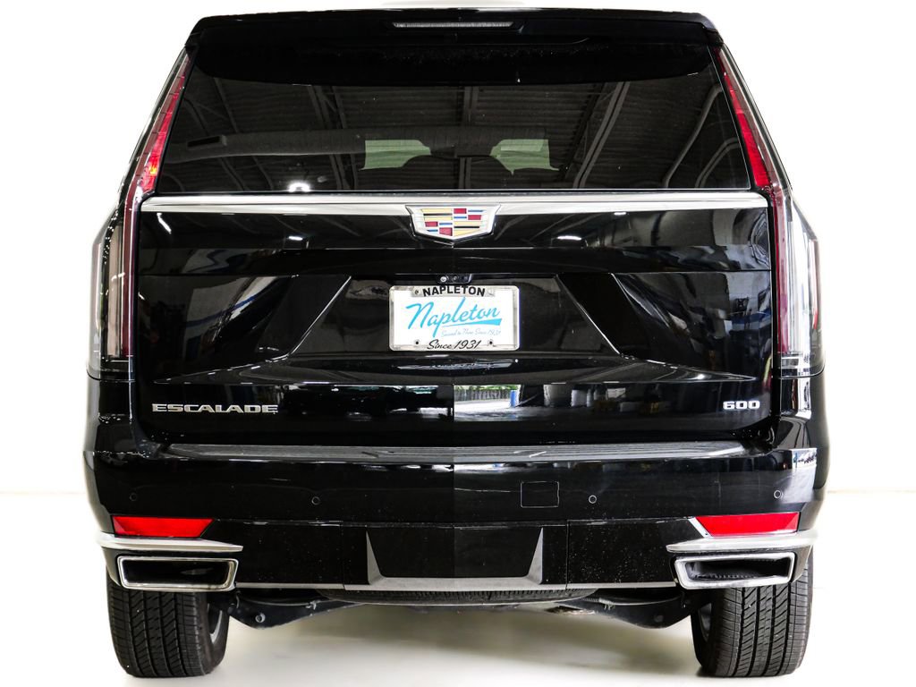Used 2023 Cadillac Escalade ESV Premium Luxury Platinum AWD/4WD image 7