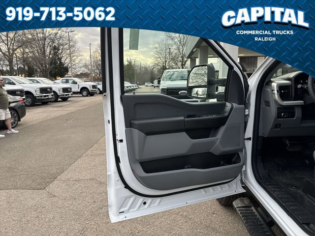 New 2026 Ford F350 XL w/ XL Chrome Package image 21