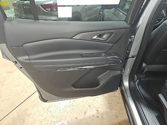 New 2026 Chevrolet Traverse LT w/ Driver Confidence Package image 17