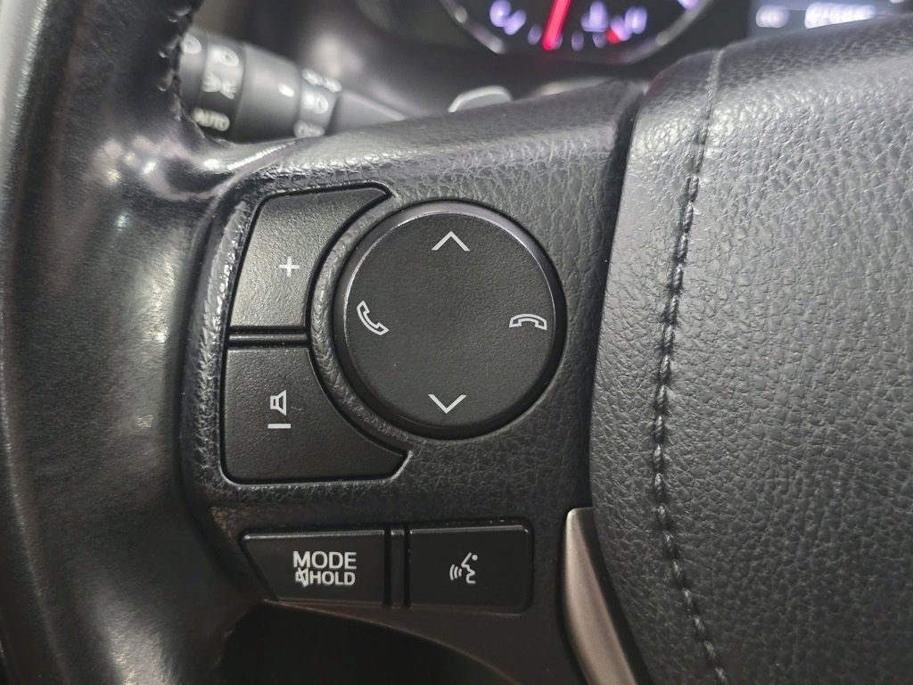 Used 2018 Toyota RAV4 SE w/ Power Extra Value Package image 33